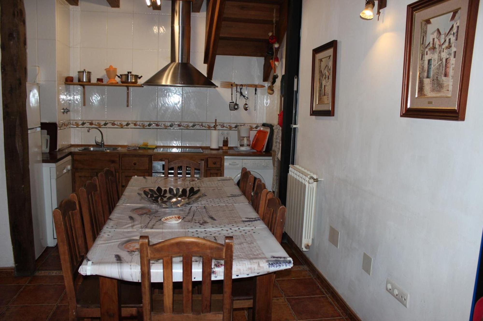 Gasthaus La Chimenea De Soria I Y I I Espeja de San Marcelino Exterior foto
